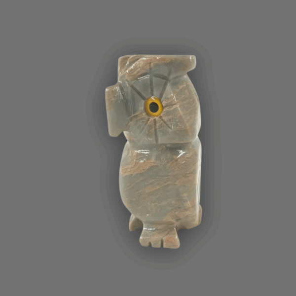 Búho de piedra semipreciosa