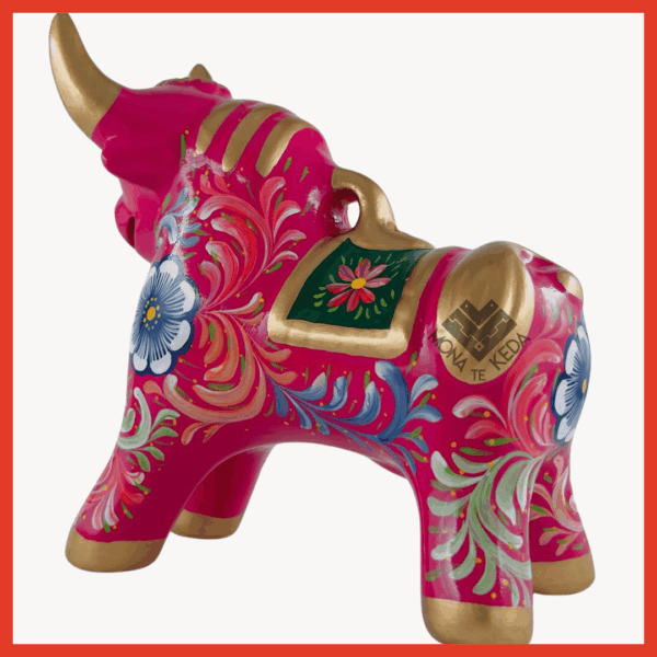 Torito de Pucará "color rosado oscuro" (Tamaño 4)