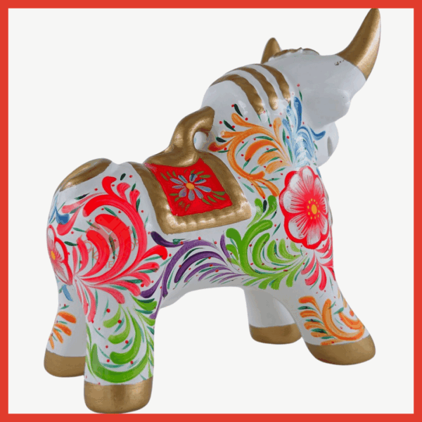 Torito de Pucará "color blanco" (Tamaño 4)