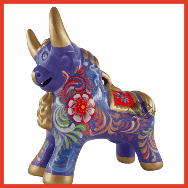 Torito de Pucará "color morado" (Tamaño 4)