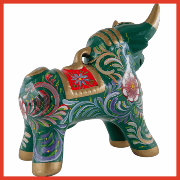 141-1.png Torito de Pucará "color verde oscuro" (Tamaño 4)