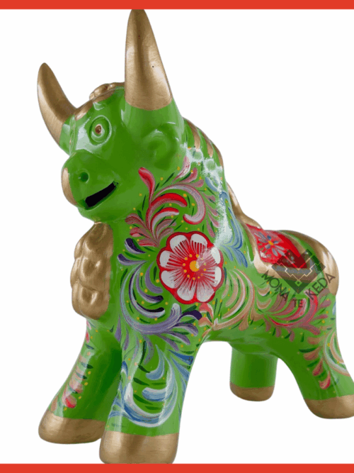 Torito de Pucará "color verde" (Tamaño 4)