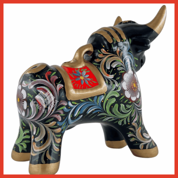 Torito de Pucará color negro (Tamaño 4)