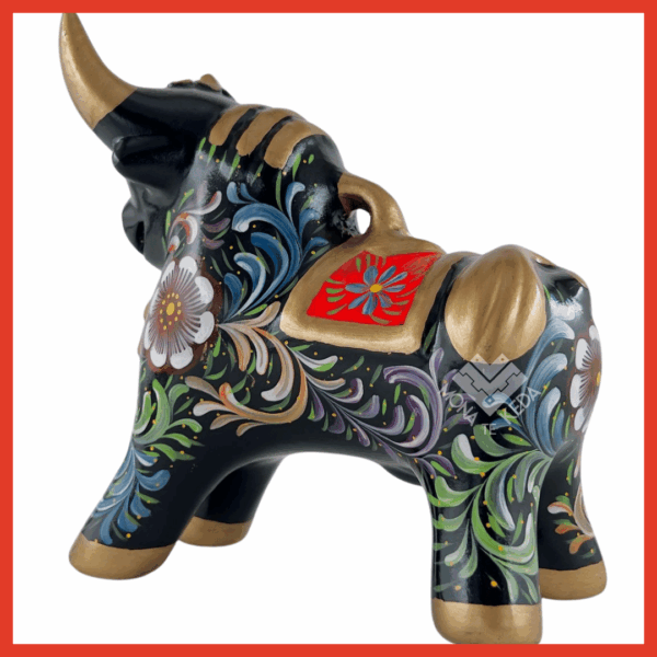 Torito de Pucará color negro (Tamaño 4)