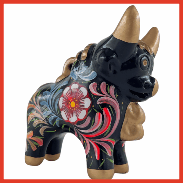 18-1.png Torito de Pucará "Elegancia Andina" (Tamaño 3 )