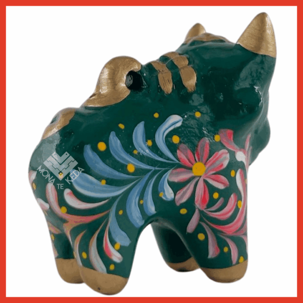 191-1.png Torito de Pucará "color verde oscuro" (Tamaño 1)