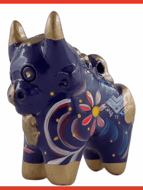 Torito de Pucará color morado (Tamaño 1)