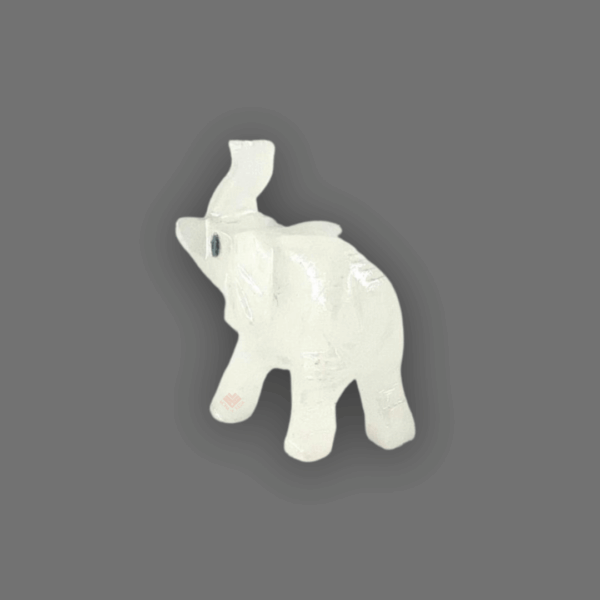 Elefante de piedra semipreciosa