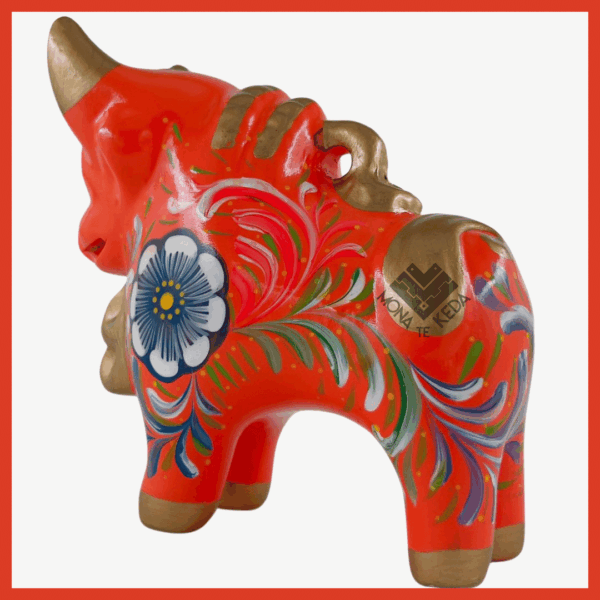 47-5.png Torito de Pucará "Llama Andina" (Tamaño 3)