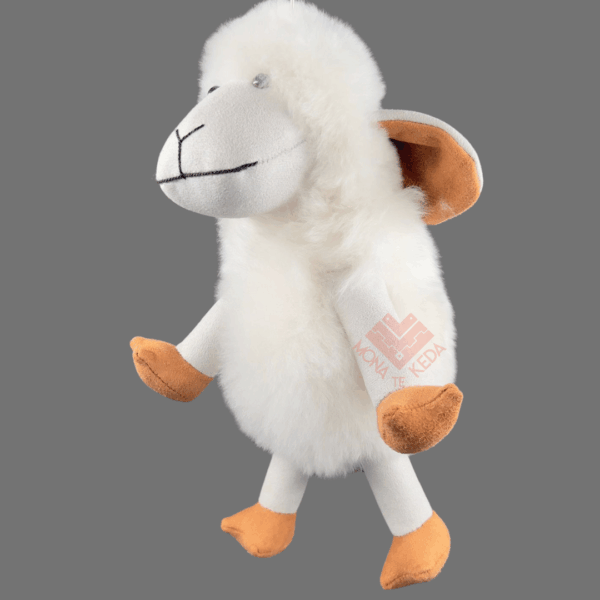 49-4.png Oveja blanca de fibra de alpaca Suavidad y ternura