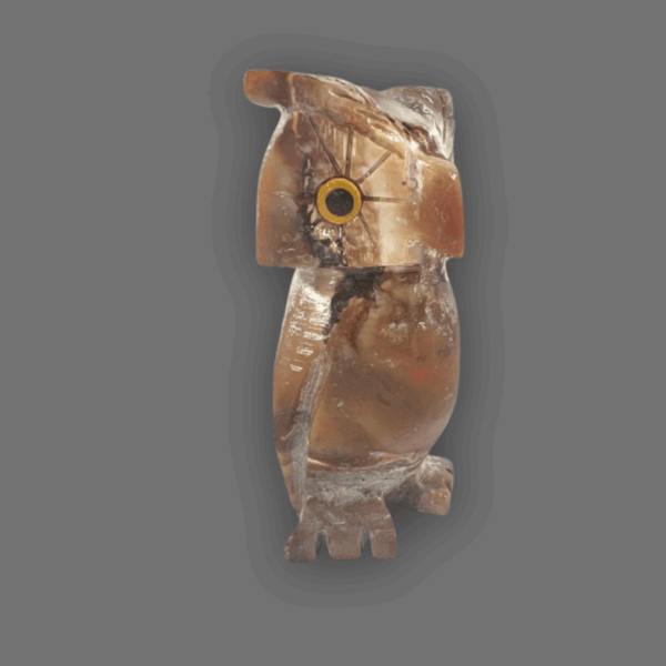 Búho de piedra semipreciosa