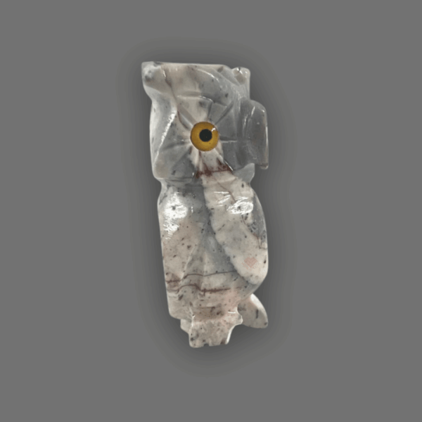 Búho de piedra semipreciosa