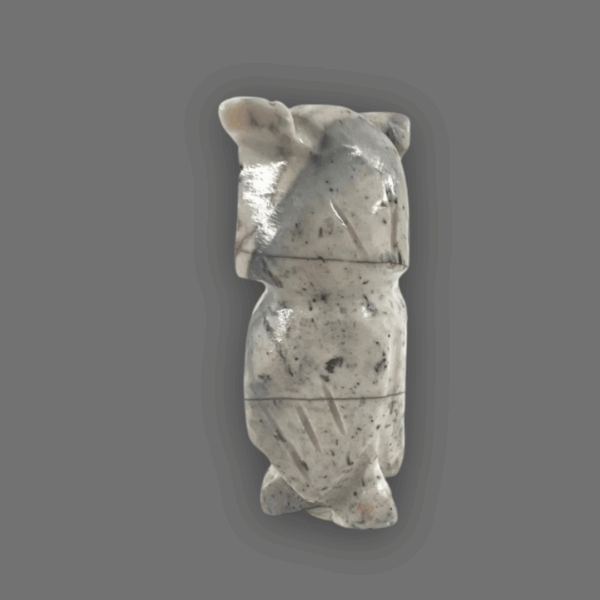 Búho de piedra semipreciosa