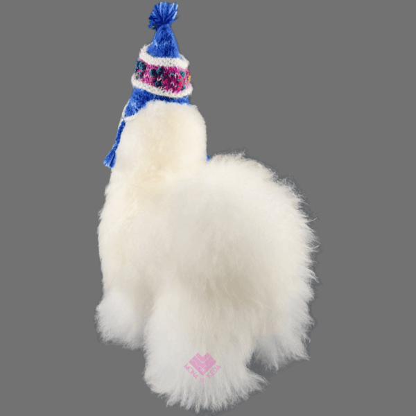 Llama Andina con chullo Tejido y Pompones (Tamaño 3)