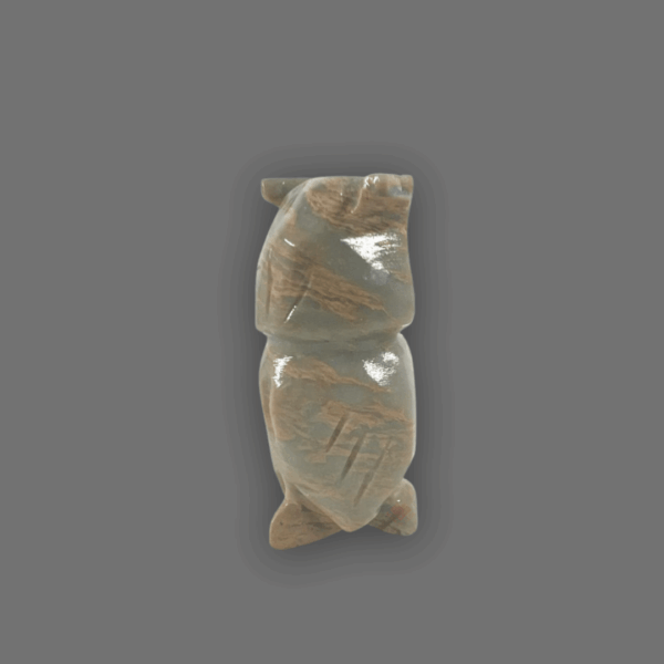 Búho de piedra semipreciosa