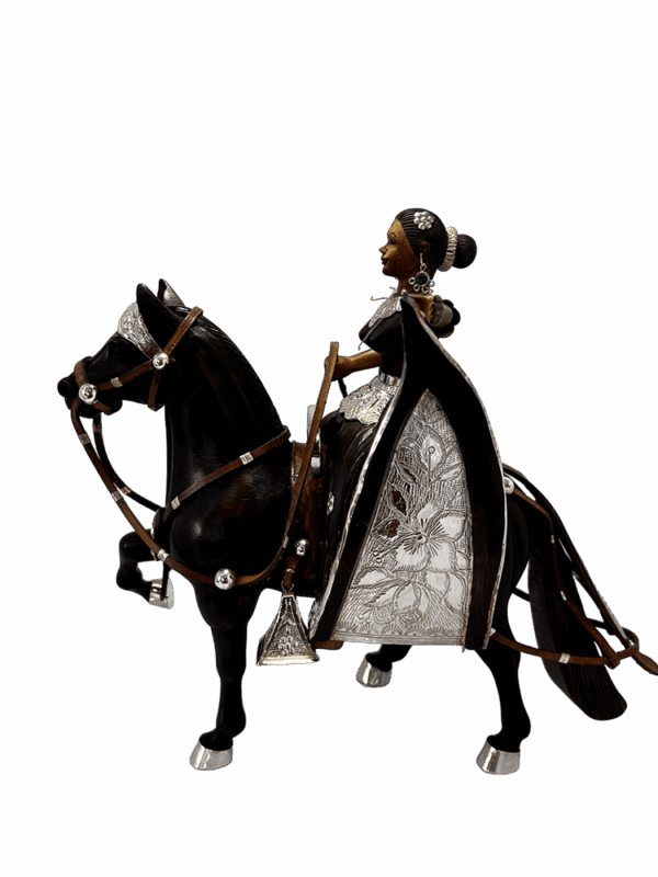 MARINERA CON CABALLO