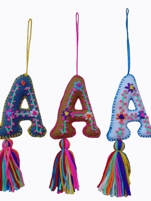 25 LETRAS BORDADAS NAVIDEÑAS